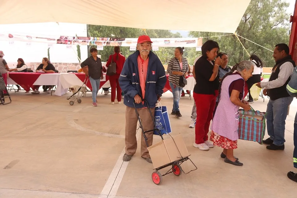 1693515108 Continuando con el Programa Sembrando Bienestar el Gobierno Municipal de jpg