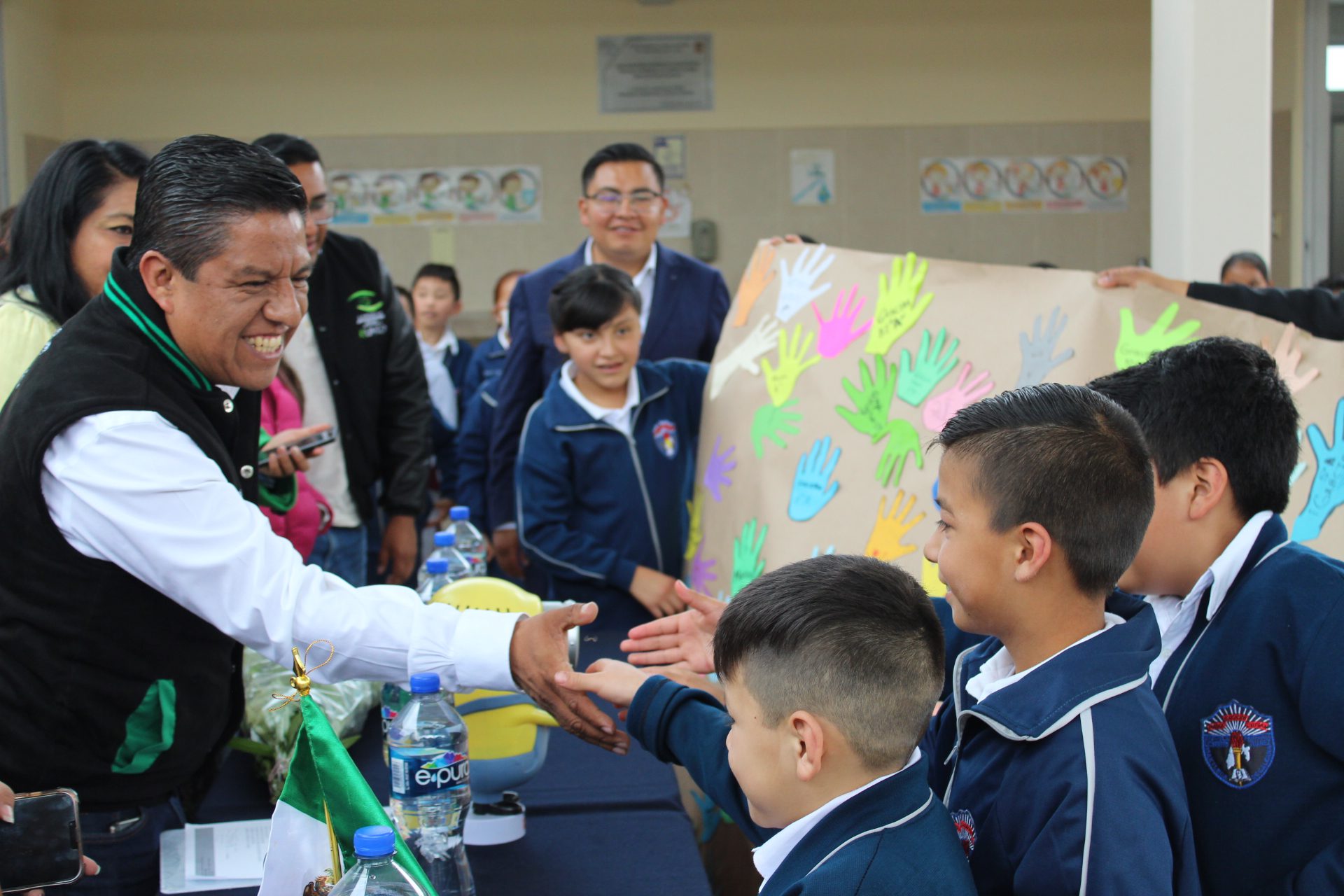 1693516919 584 31 de agosto Entrega de Techumbre en la Escuela