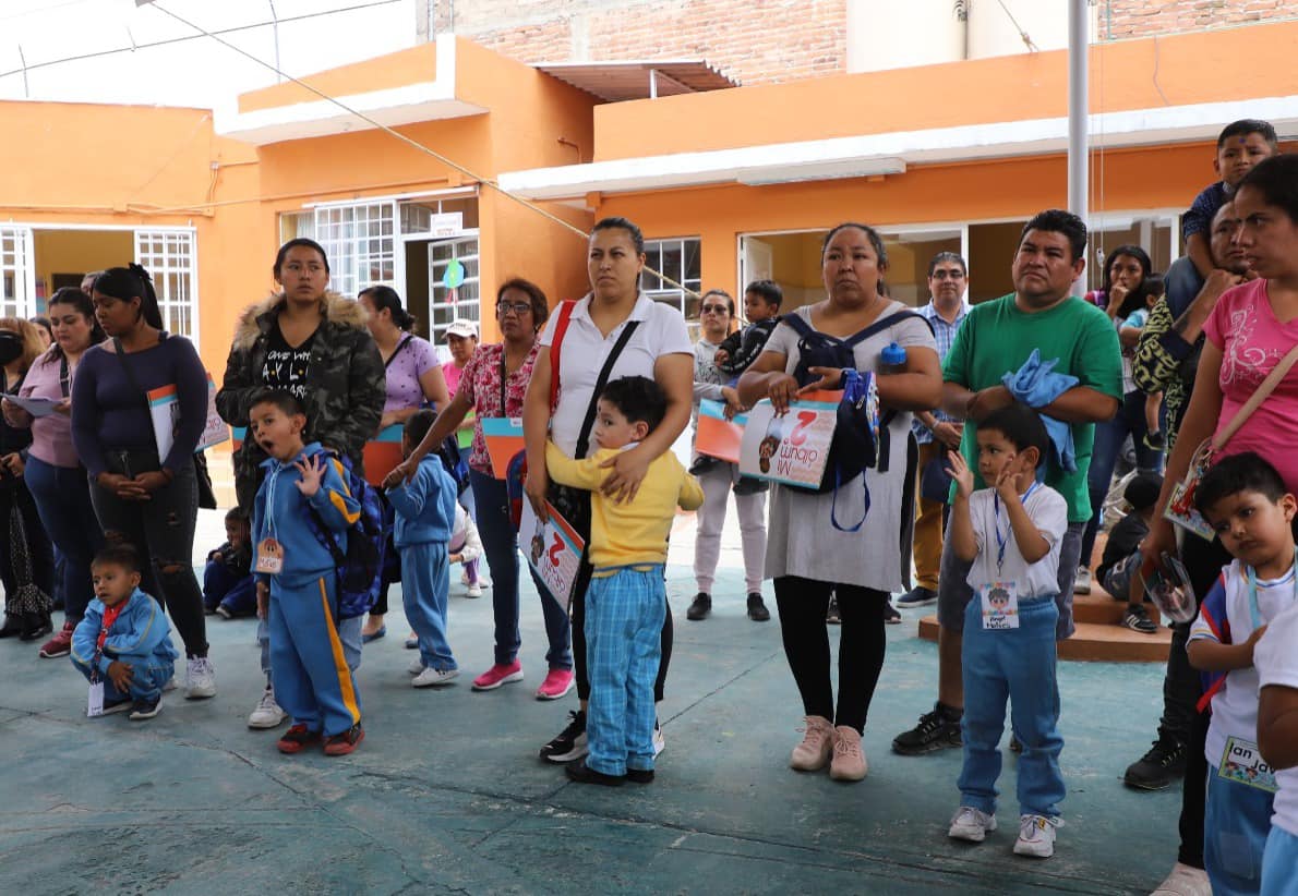 1693525103 829 Durante el inicio de obra del Arcotecho en el emblematico