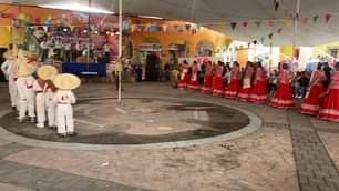 Danza de sembradores con el municipio de papalotla