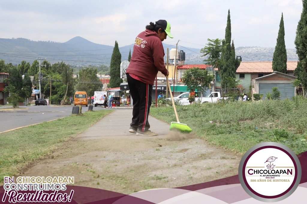 El programa Enchulame la Colonia continua realizando el mejoramiento de