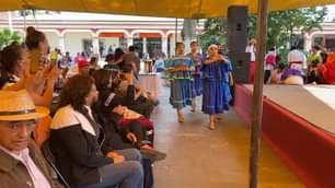 En conmemoracion del Dia Internacional de Pueblos Indigenas con la