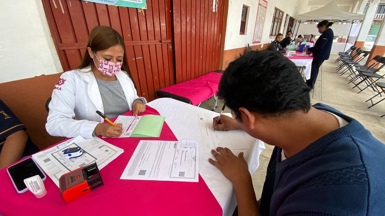 SaludParaTodos SantiagoHuautenco Con el objetivo de apoyar la economia de