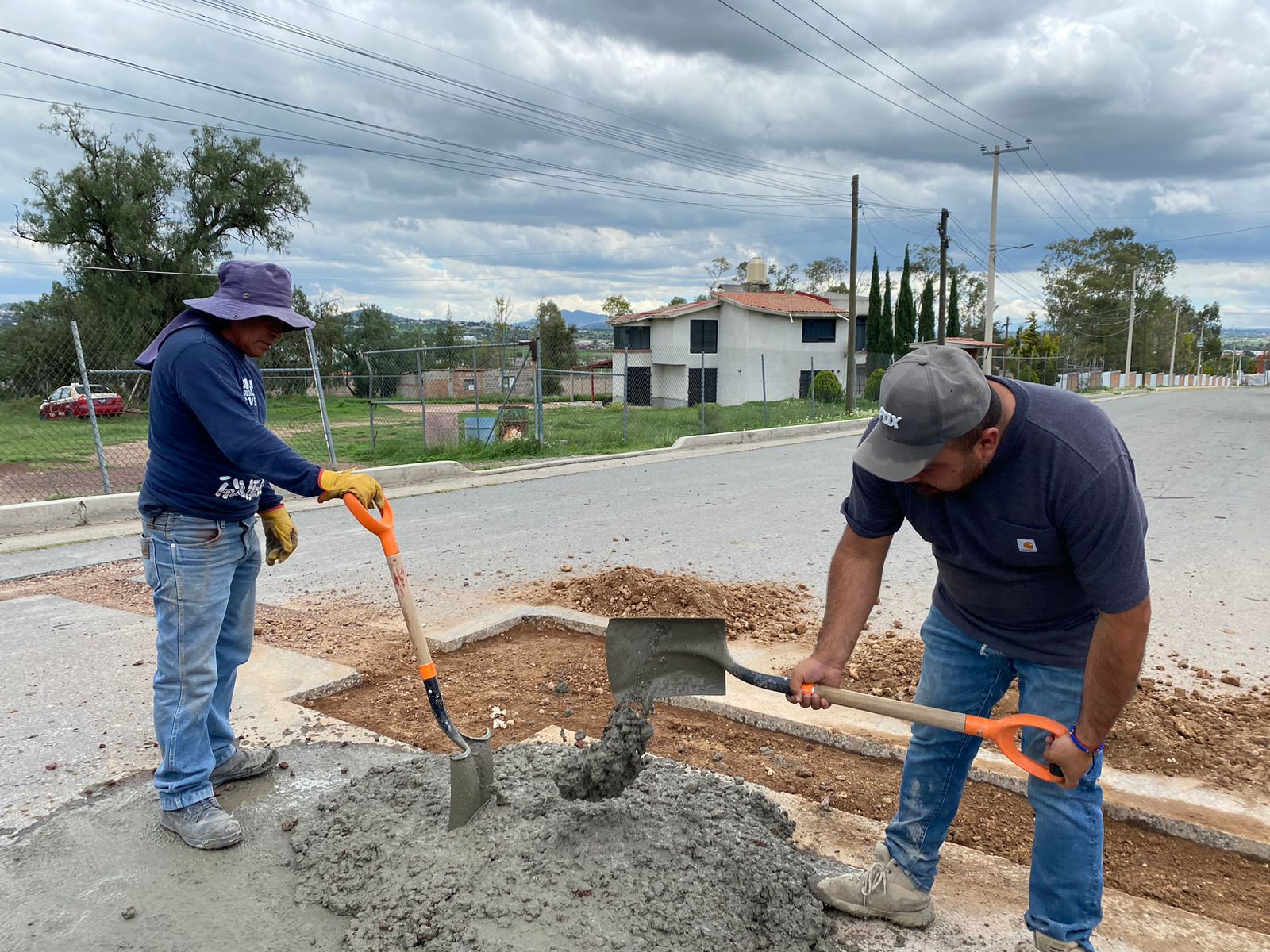 ¡Cuidando cada camino de nuestra comunidad El Equipo de Servicios