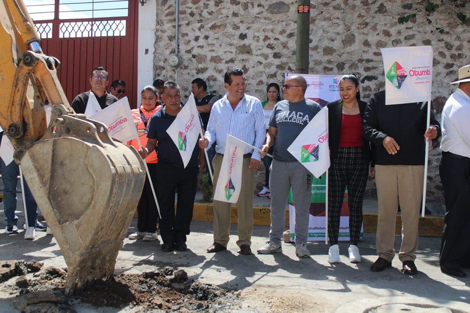 ¡Las obras siguen en marcha Nuestro Presidente Municipal Hilarion Coronel