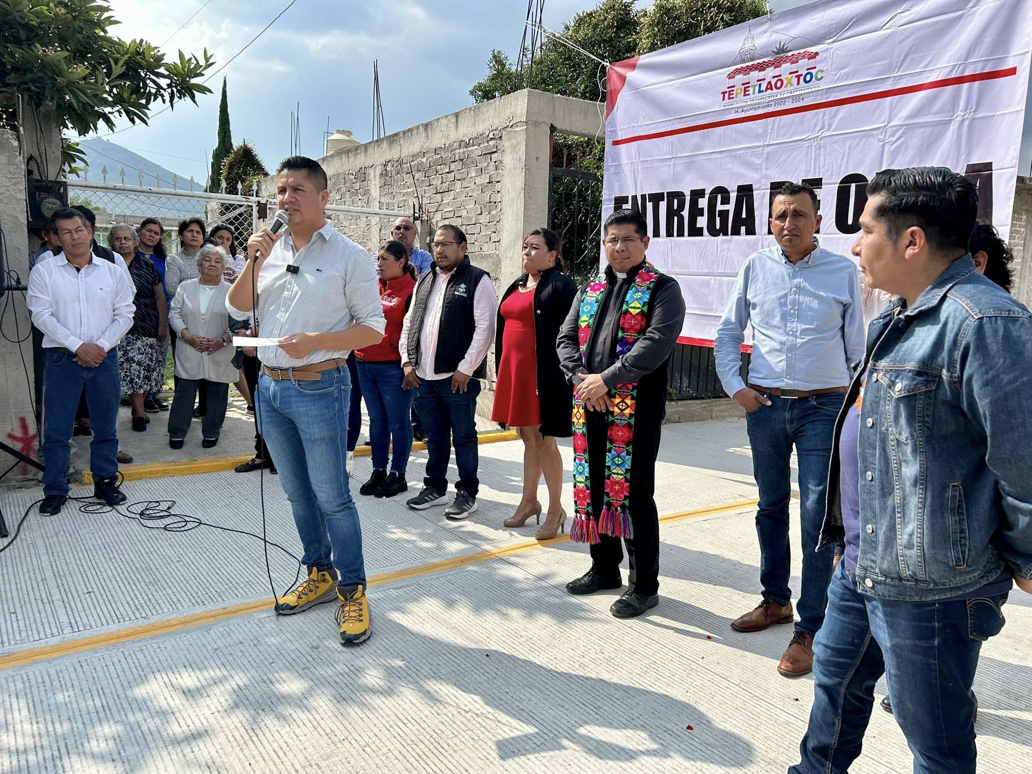 1693580532 7 El Gobierno Municipal De Tepetlaoxtoc 2022 2024 hace entrega de la