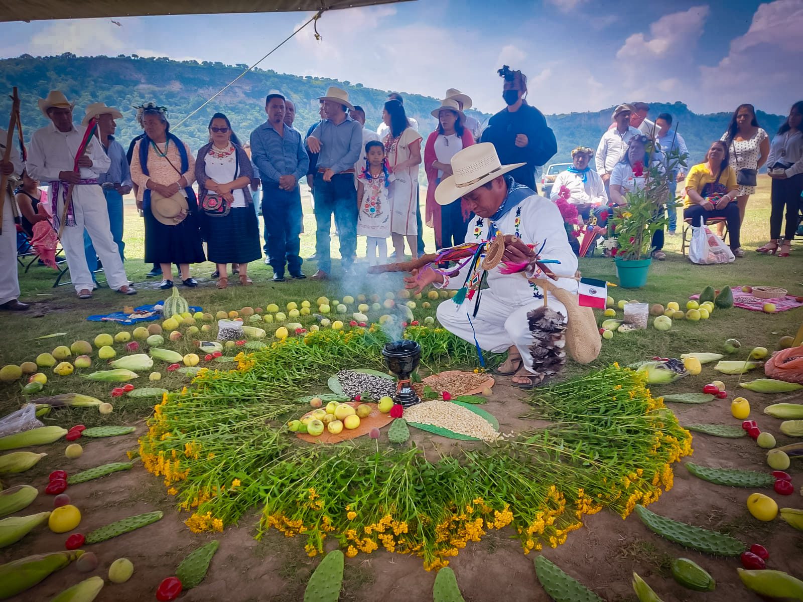 1693587550 458 En el rescate de nuestra cultura y tradiciones prehispanicas llevamos