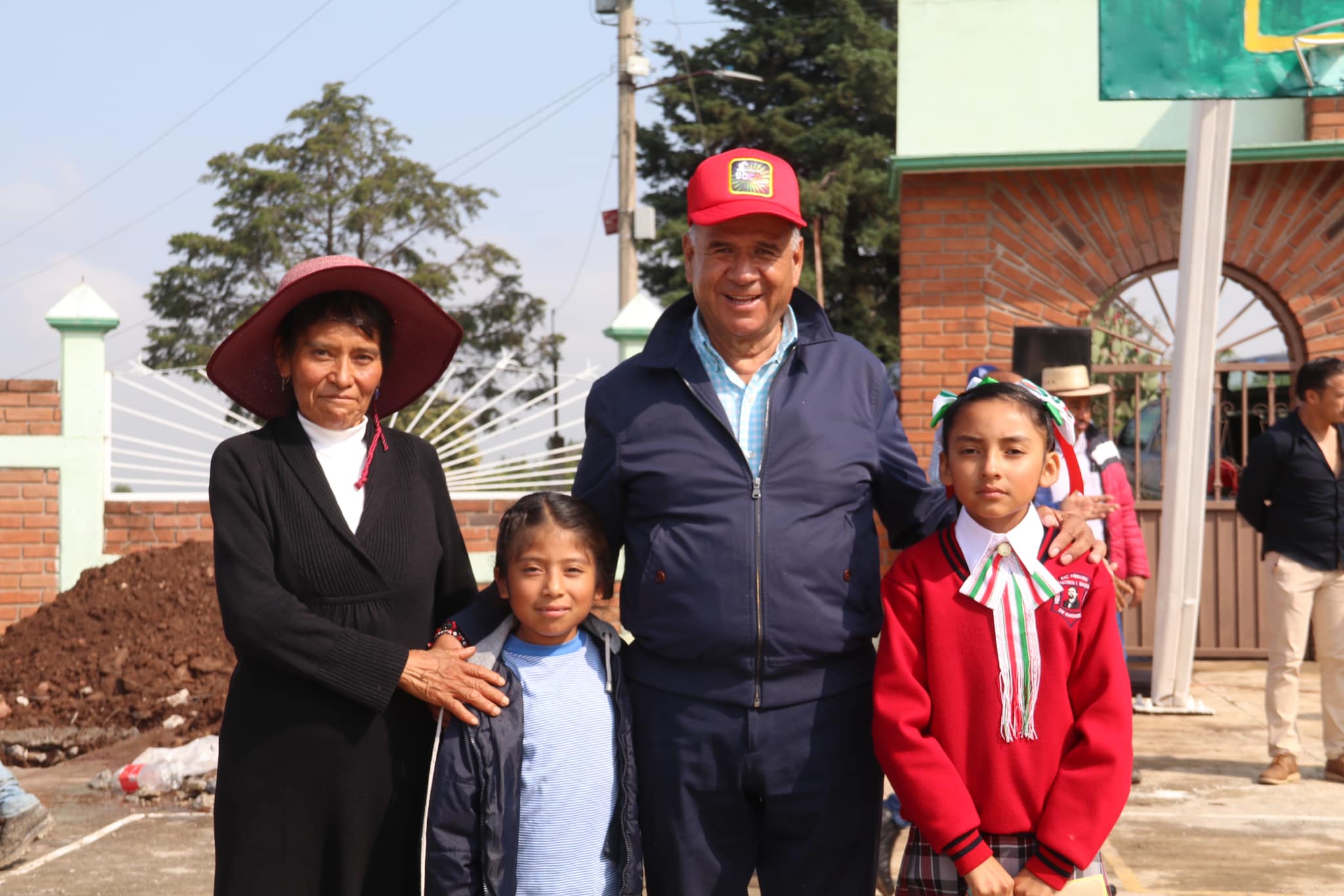 1693596279 253 El Presidente Municipal Jesus Cedillo Gonzalez comprometido con la educacion