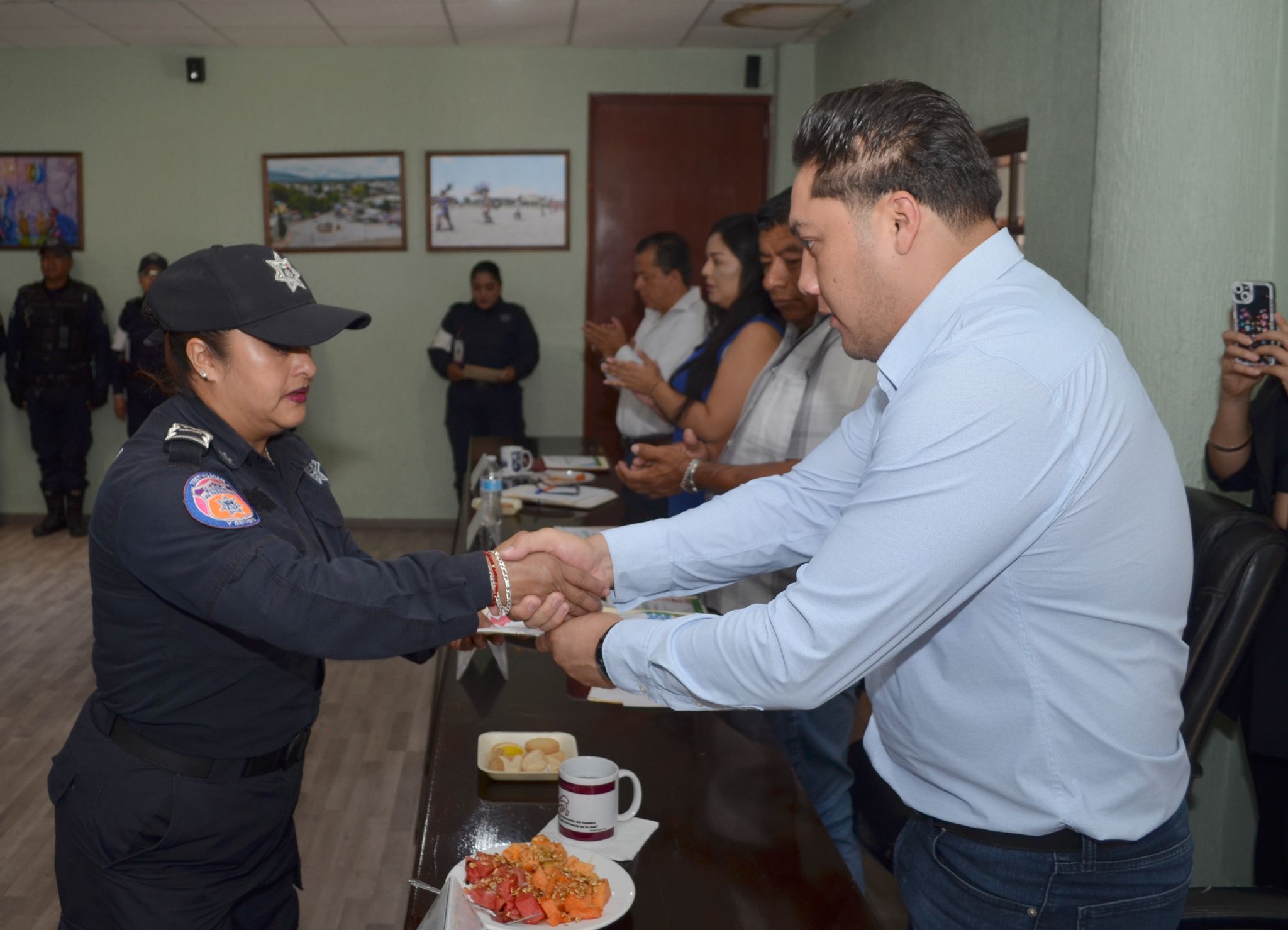 1693609674 690 Durante la sesion de cabildo celebrada este dia se otorgo