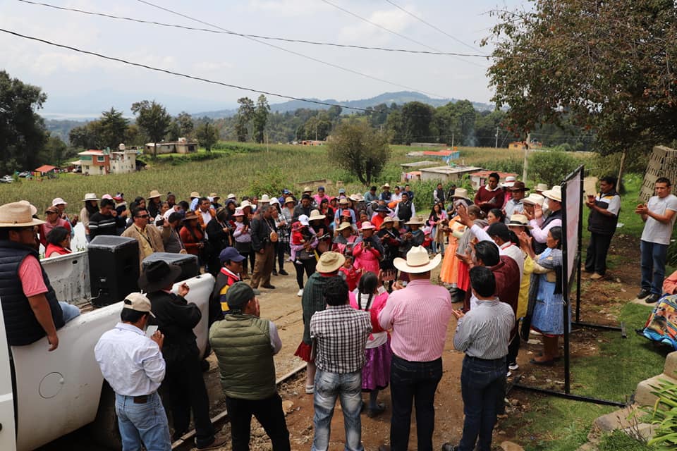 1693671151 565 Con gran entusiasmo autoridades auxiliares y habitantes de la comunidad