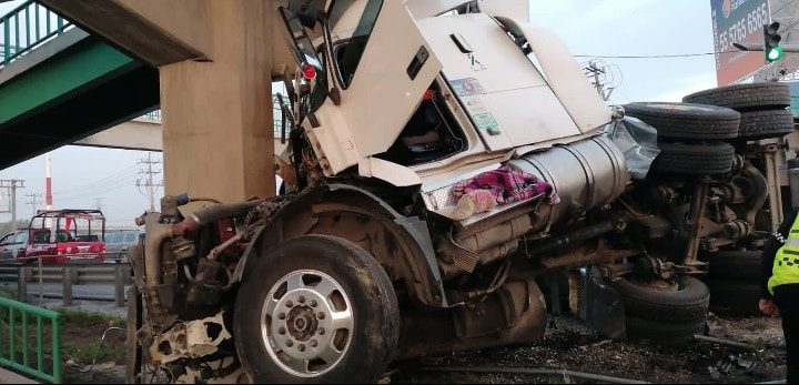 1693674584 178 Aviso a la ciudadania Se mantiene cerrada parcialmente la carretera