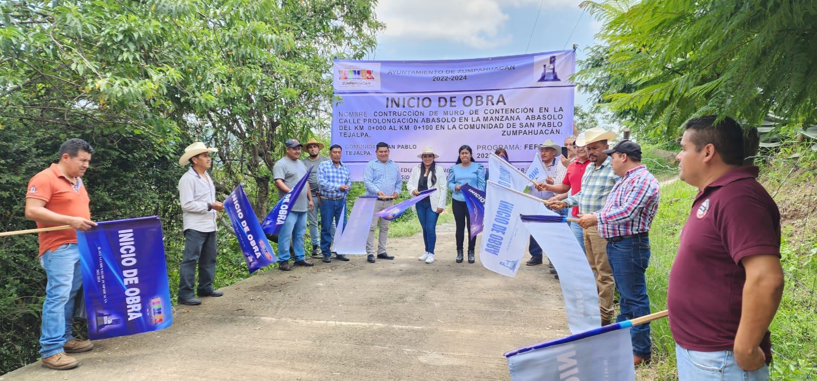 1693746221 La presidenta municipal NoraAngelicaFuentesAguilar en conjunto de su equipo de