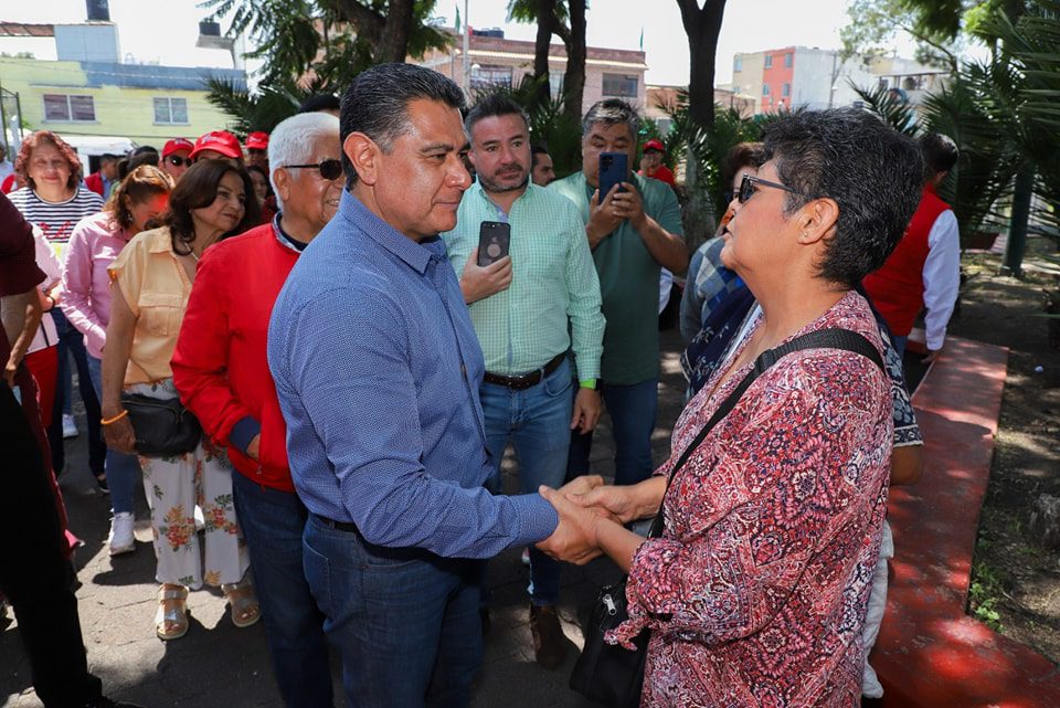 1693746519 879 Nuestro presidente municipal Tony Rodriguez visito la colonia El Mirador