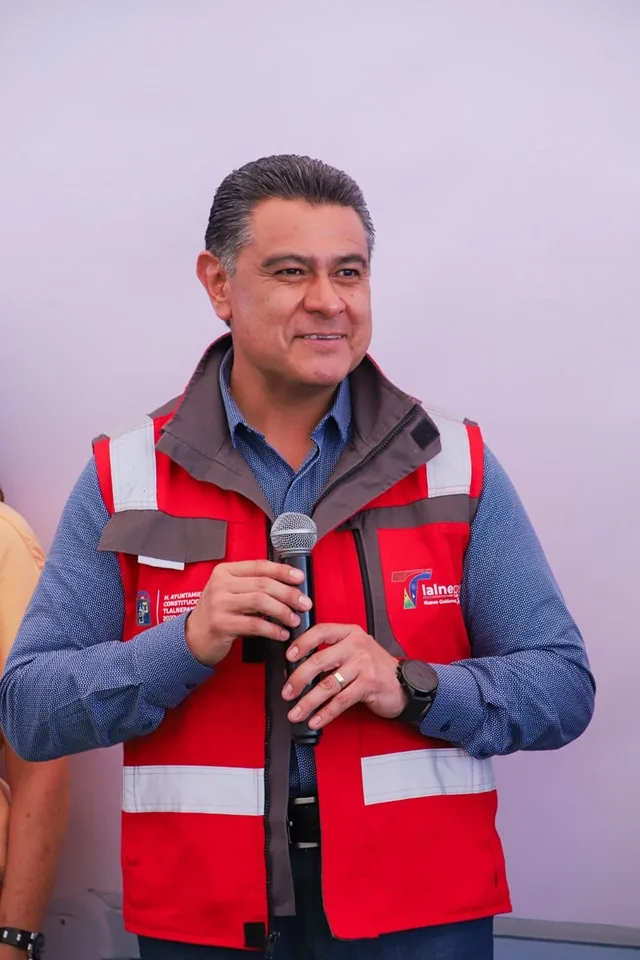 1693746539 Nuestro presidente municipal Tony Rodriguez visito la colonia El Mirador jpg