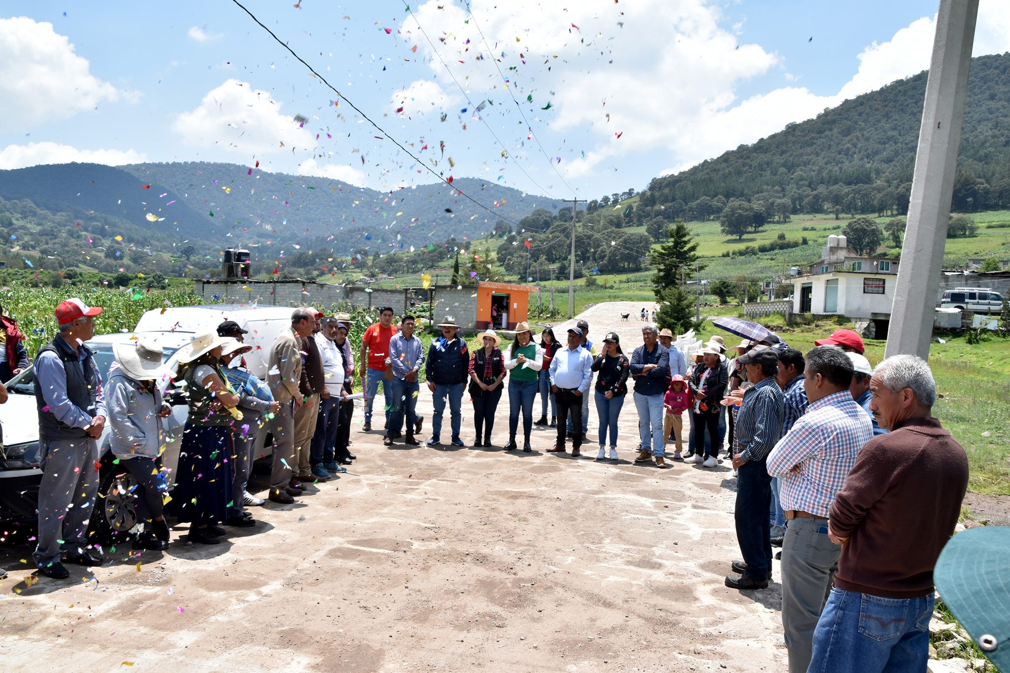 1693752688 539 Juntos trabajando por el progreso