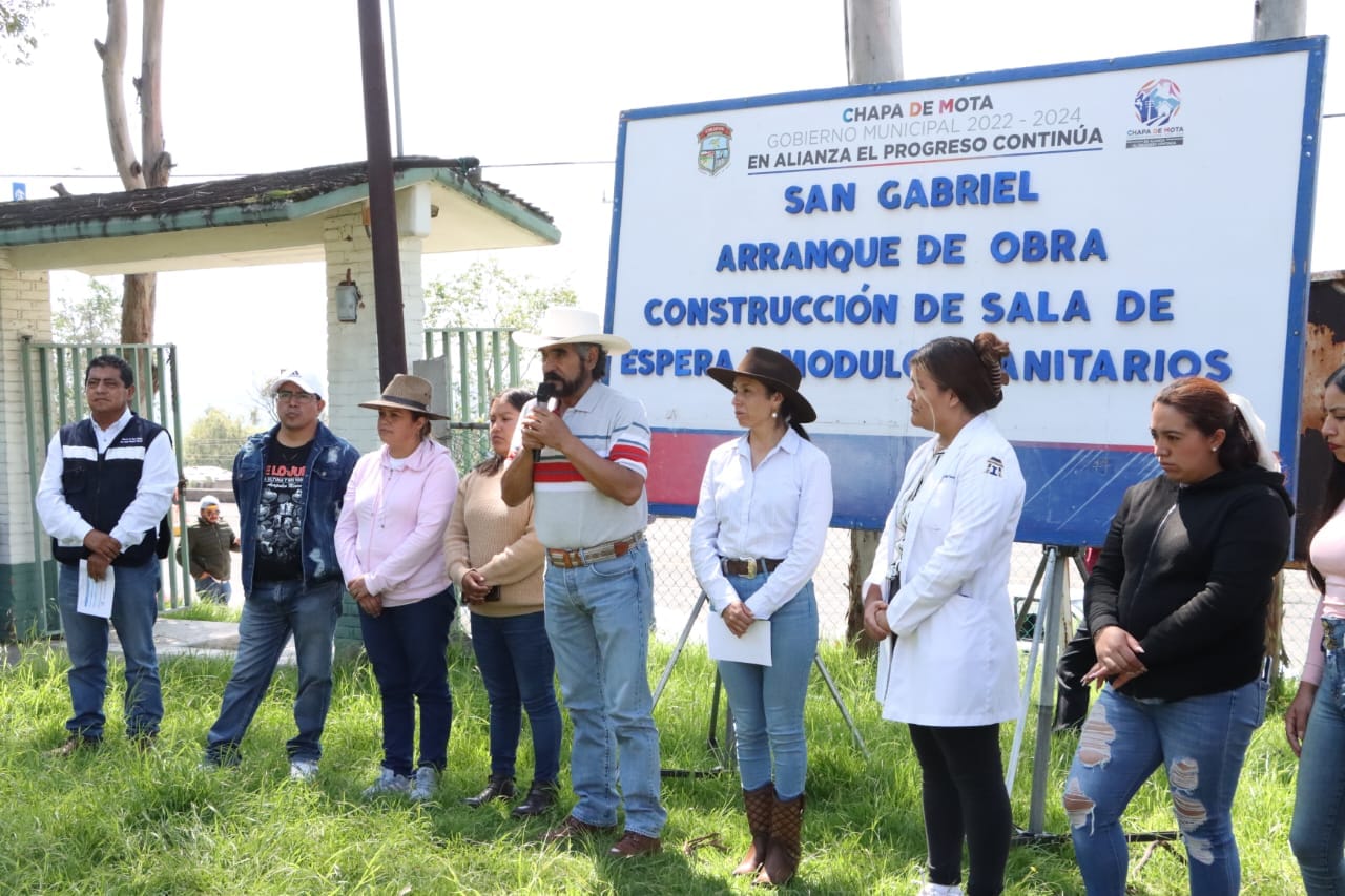 1693777695 956 ArranquedeObra Mejorando los espacios publicos el Presidente Municipal Profr