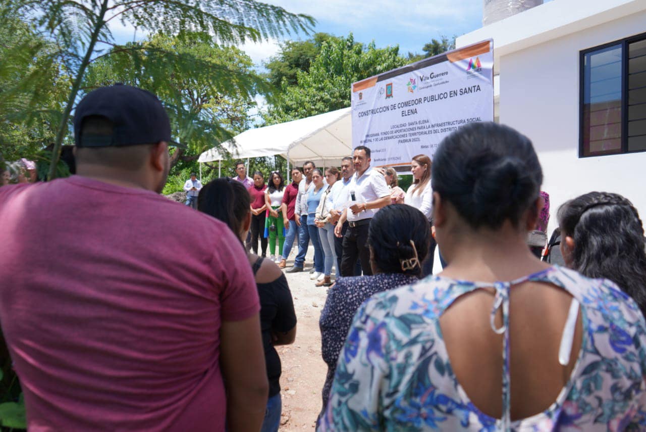 1693919299 814 Realizamos la entrega del comedor publico en la comunidad de