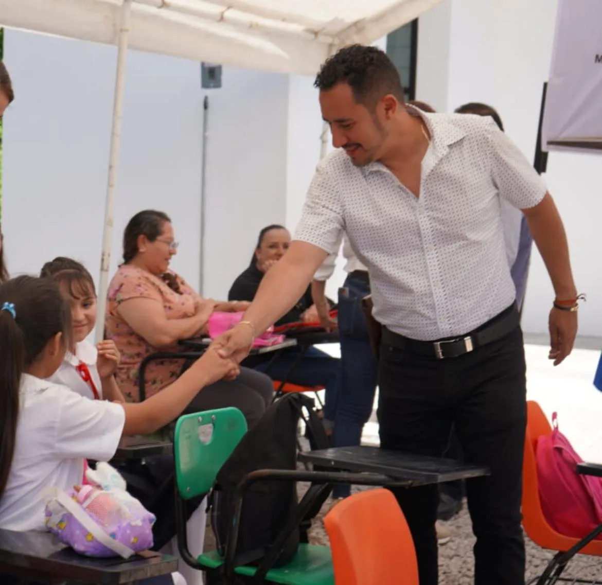 1693919325 Realizamos la entrega del comedor publico en la comunidad de jpg