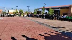 1693927105 Ceremonia de Izamiento de Bandera en la Plaza del Sol