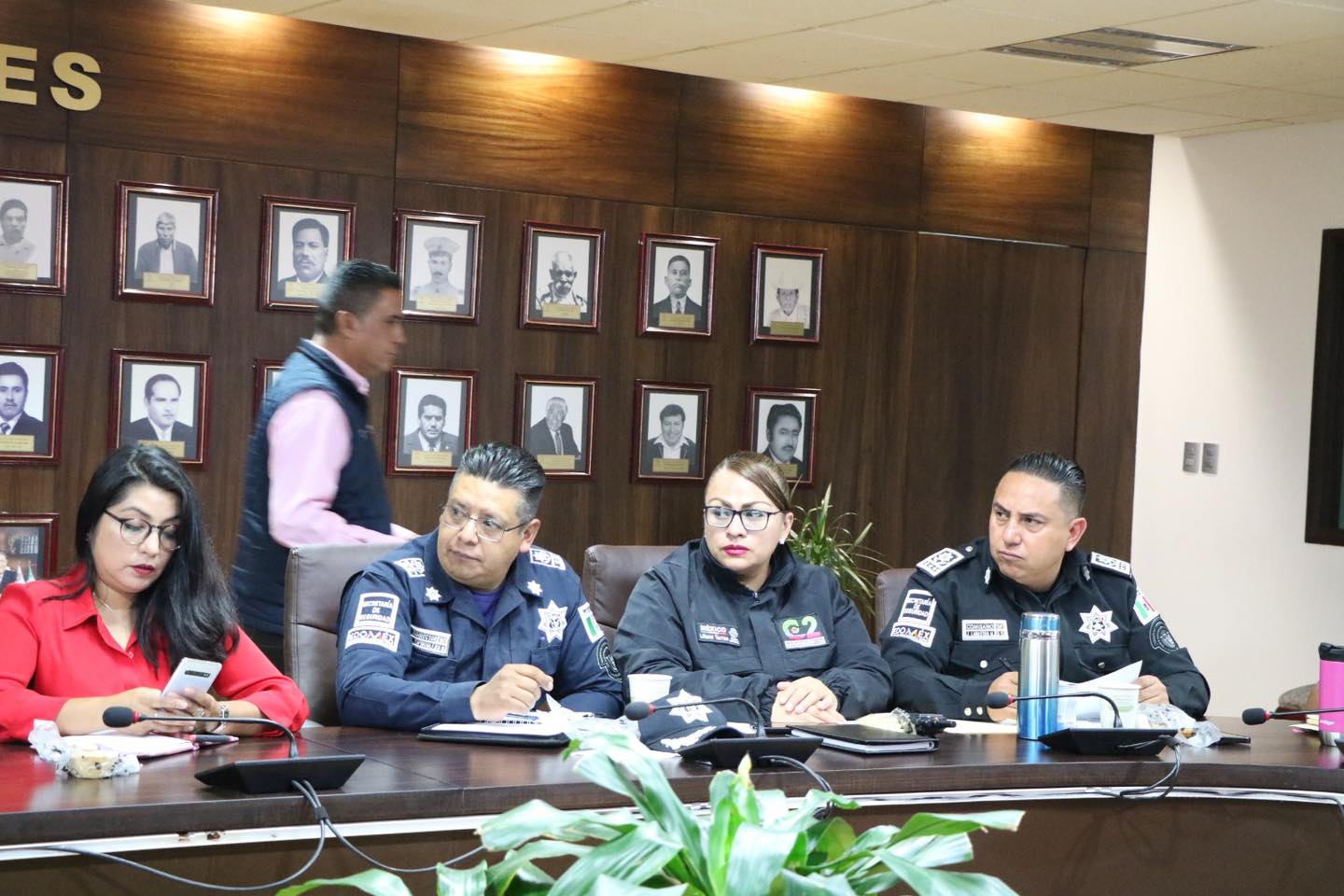 1694019218 521 SEGURIDAD Se realiza la mesa para la construccion de