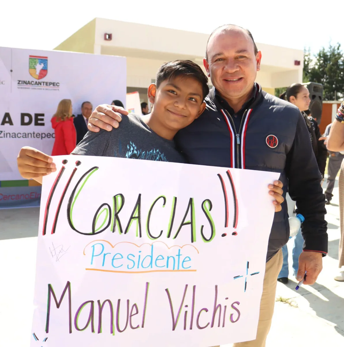 1694089156 698 Entrega de Aula nueva y equipada en la Escuela Primaria