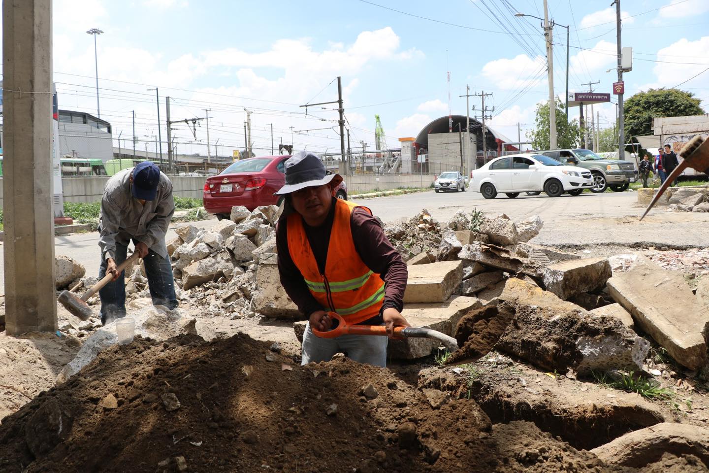 1694120312 424 INFRAESTRUCTURA Inician los trabajos de pavimentacion asfaltica en la