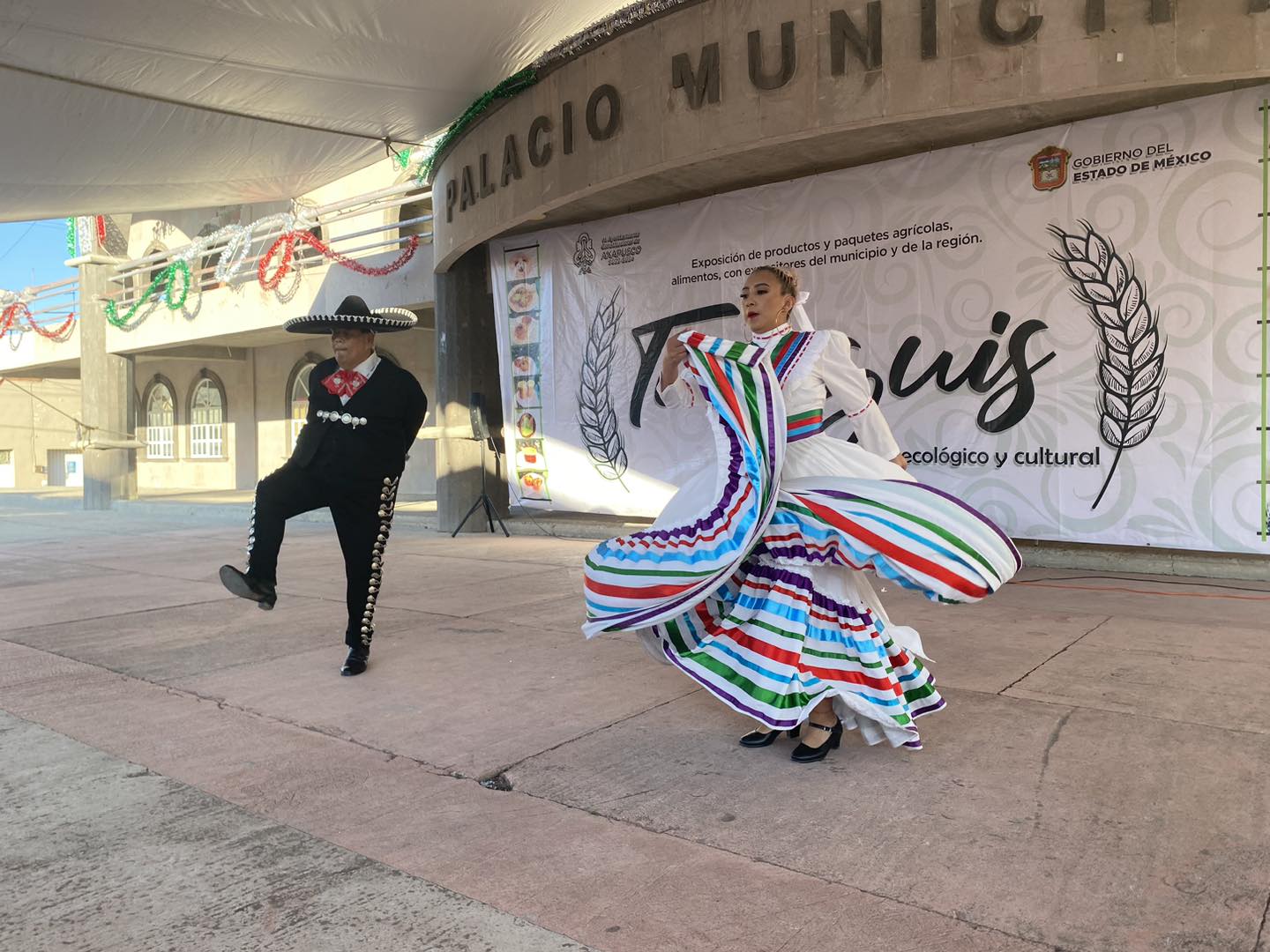 1694348008 Finalizamos con la participacion del Grupo de Danza Toltecapam en