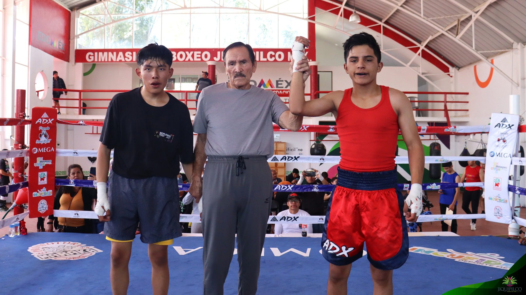 1694368481 433 Durante el torneo de box amateur Jose Sulaiman Chagnon llevado