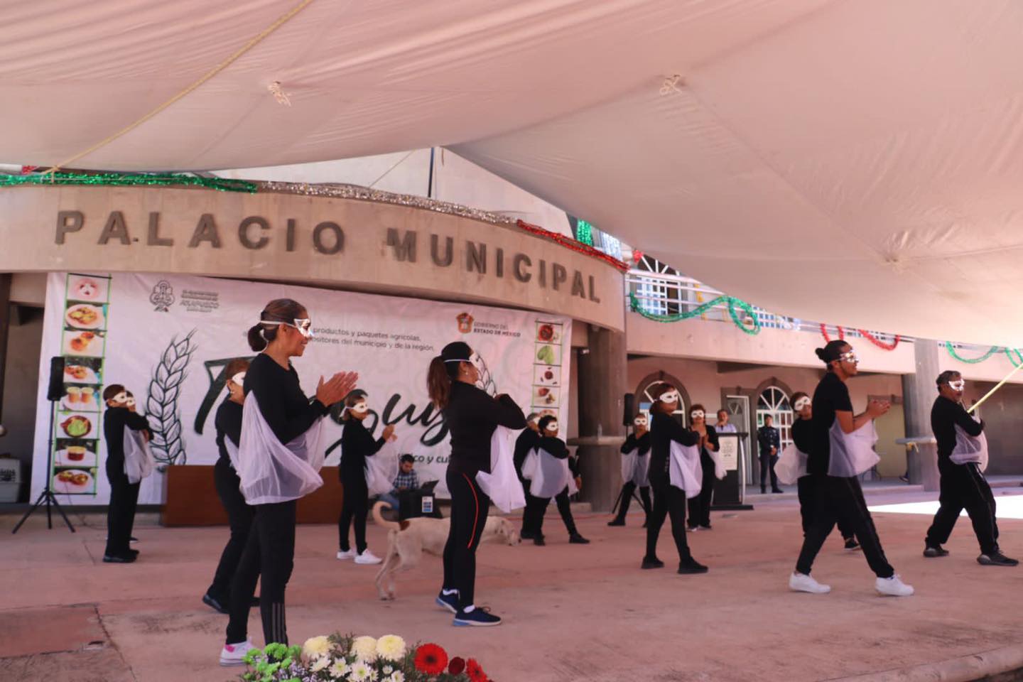 1694441815 227 Agradecemos la presencia del Grupo de Tercera Edad La Esperanza