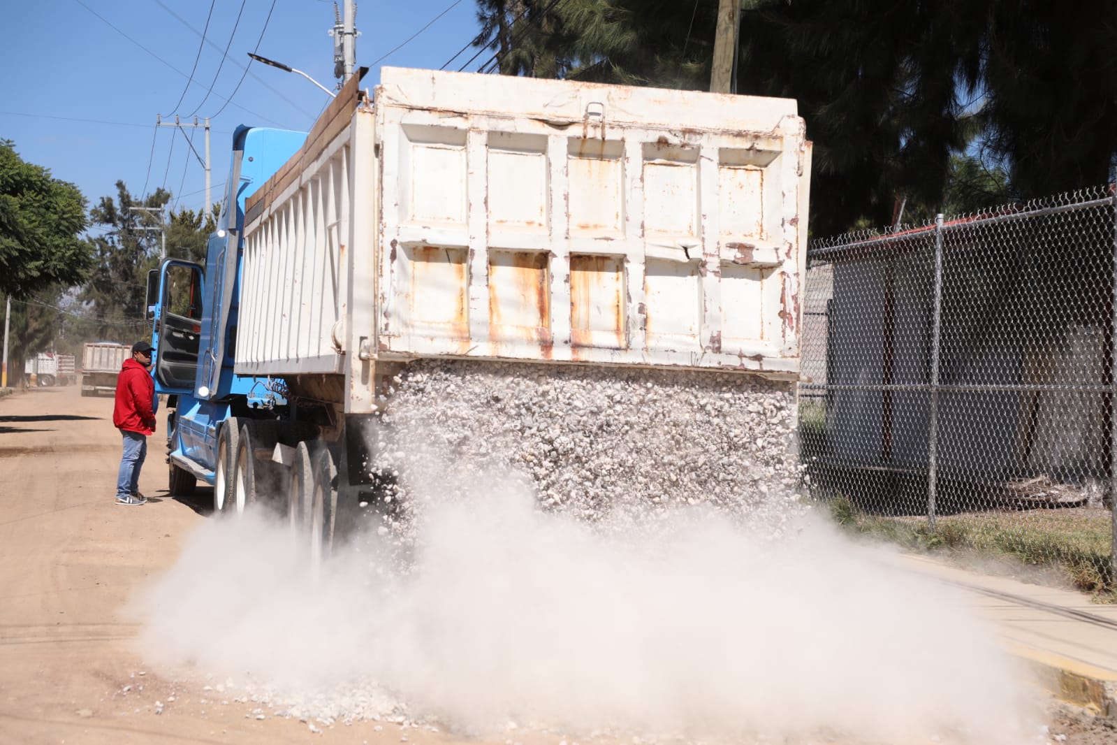 1694464285 313 ContinuamosTransformandoZumpango Avanzamos en la Pavimentacion de Av 16 de S