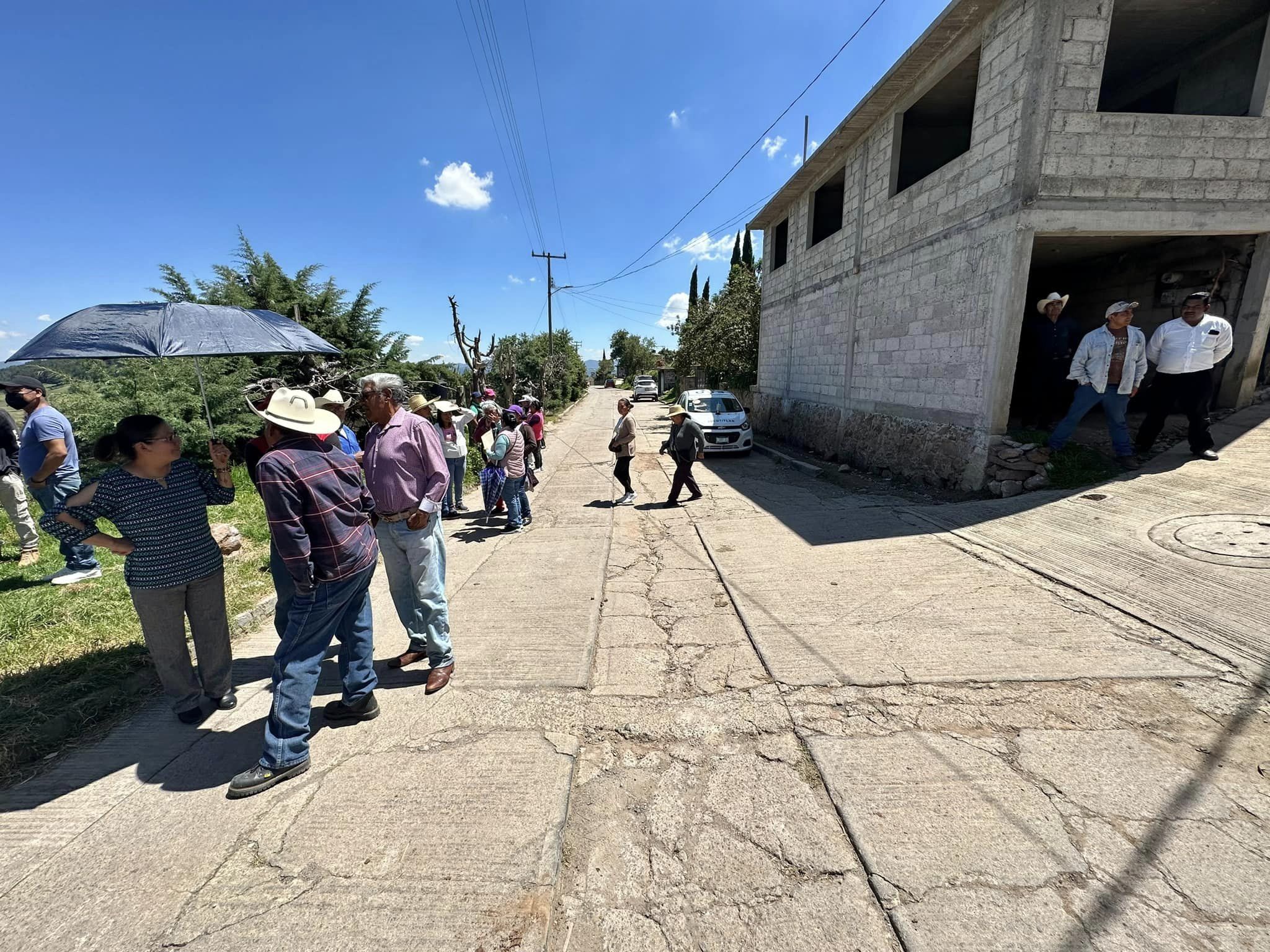 1694469403 666 En Santiago Casandeje el Presidente Municipal Jesus Cedillo Gonzalez superviso