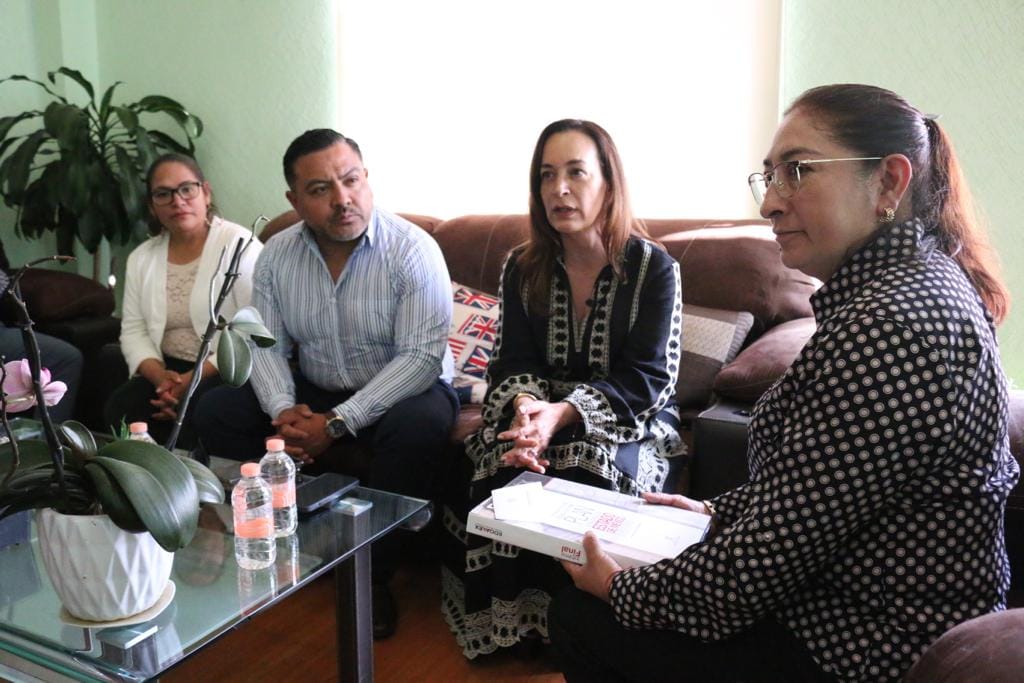 1694471991 821 La Presidenta Municipal Maria Luisa Carmona Alvarado recibio este dia