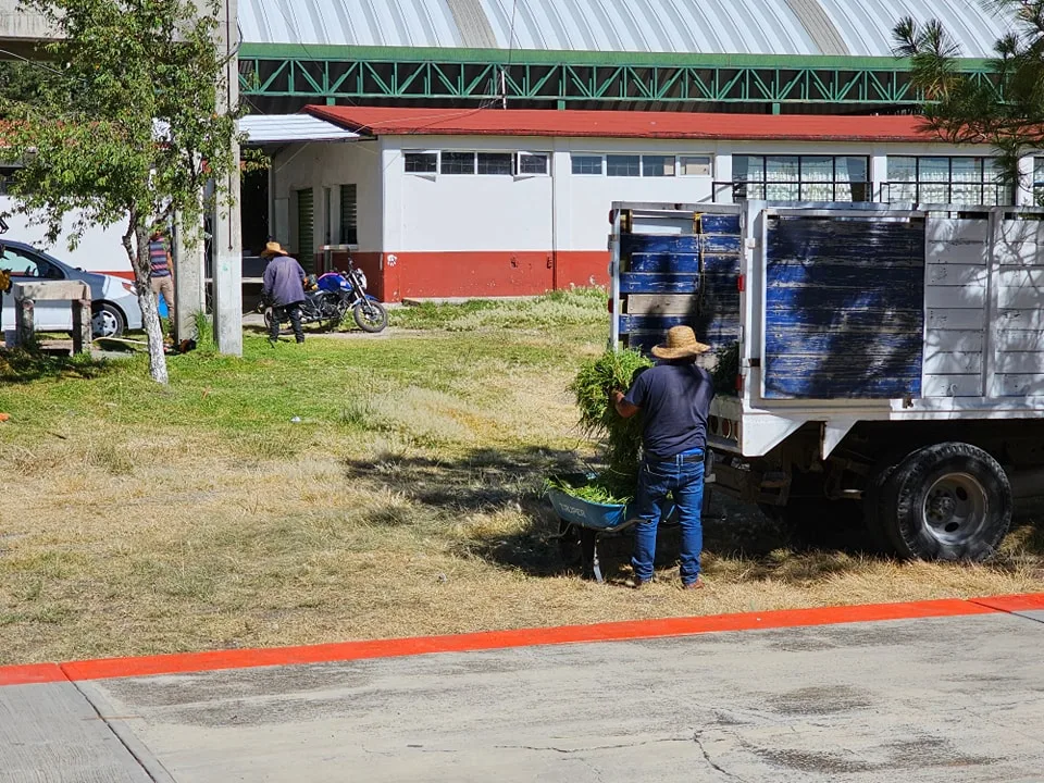 1694545537 El dia de hoy por ordenes del Presidente Municipal se jpg