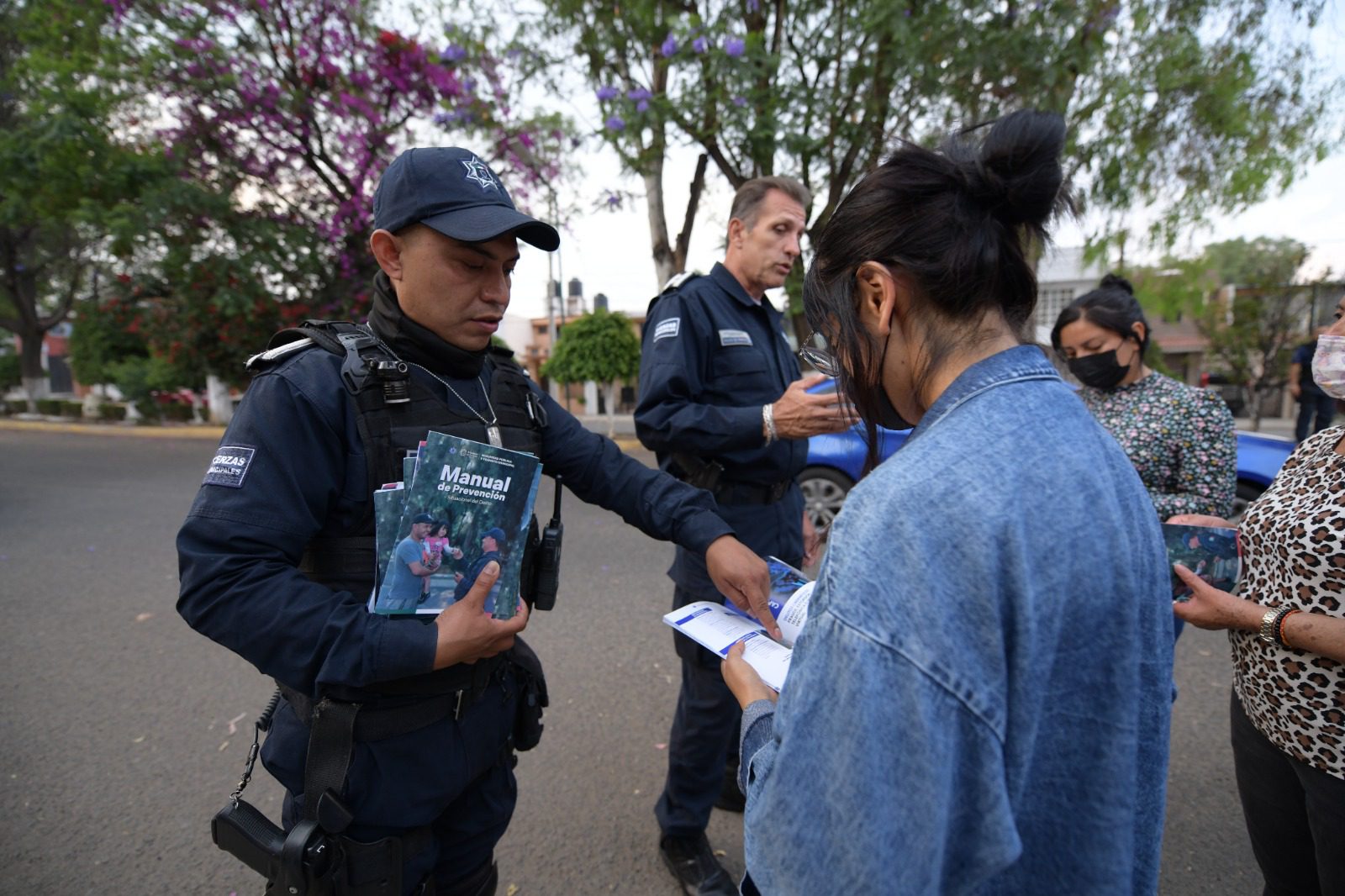 1694607687 902 Elementos de Seguridad Publica y Transito Atizapan entregaron alrededor de