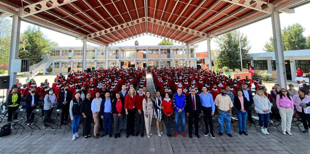 1694619883 Entregamos la Rehabilitacion de instalaciones de la Secundaria Oficial No