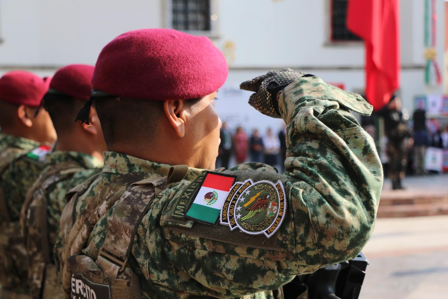 1694625068 297 IDENTIDAD Se realizaron los Honores a la Bandera en