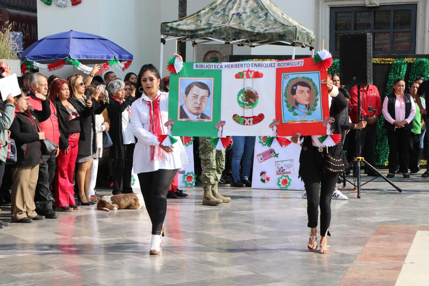 1694625077 132 IDENTIDAD Se realizaron los Honores a la Bandera en