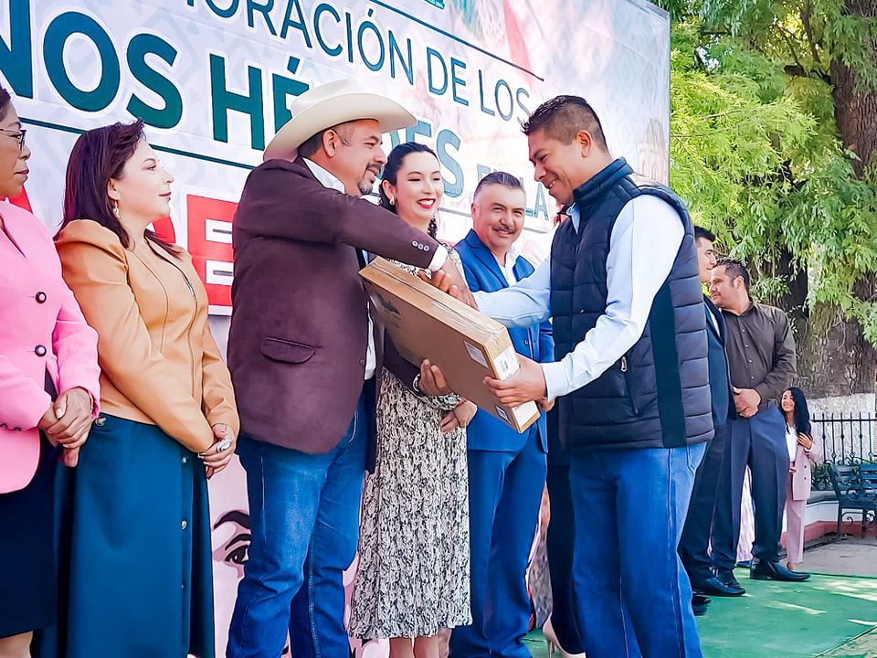 1694640854 95 Hoy el alcalde Andri Correa Rodriguez entrego 51 camaras de