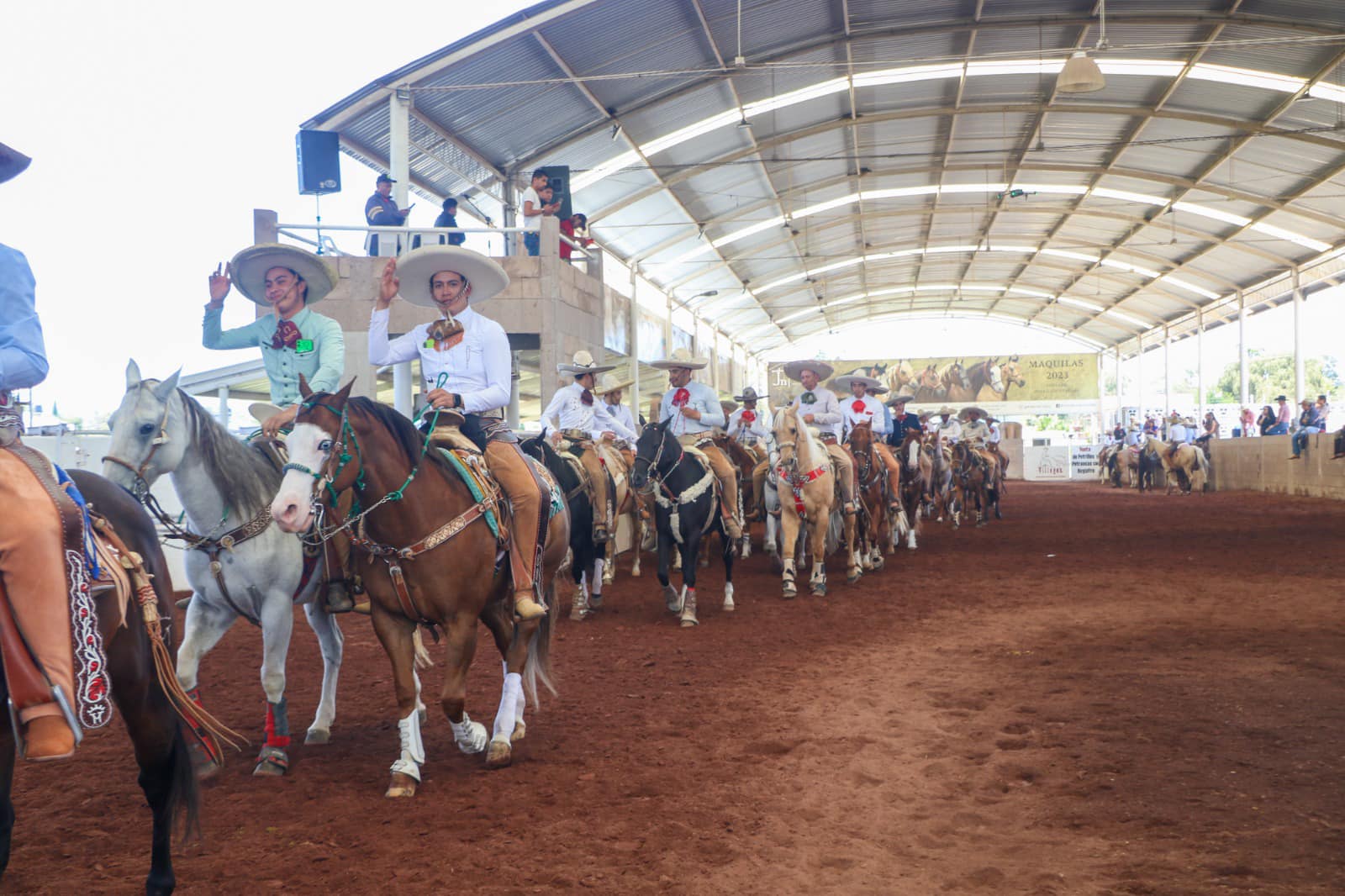 1694726302 38 Este DiaDelCharro Ixtlahuaca festeja realizando el Coleadero de Fiestas Patria