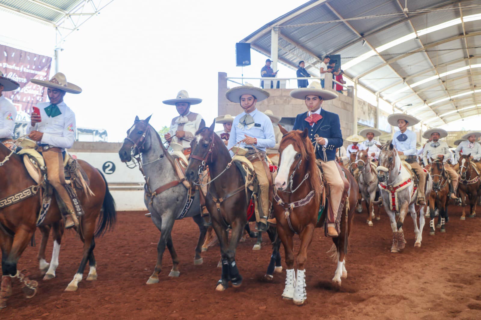 1694726307 101 Este DiaDelCharro Ixtlahuaca festeja realizando el Coleadero de Fiestas Patria