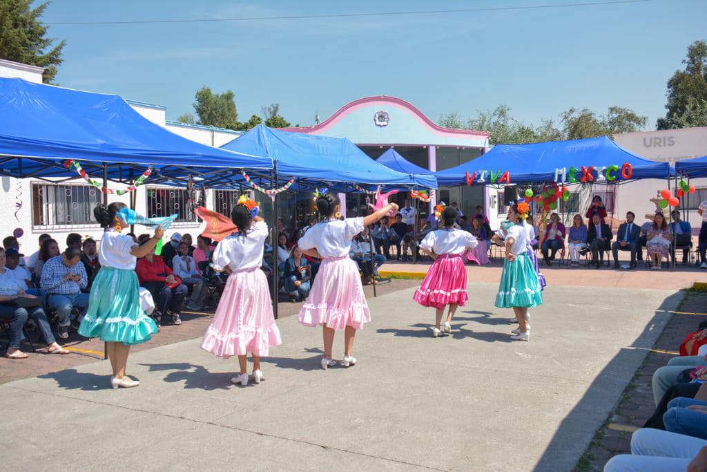 1694780592 214 El Sistema Municipal DIF Atizapan de Zaragoza celebro la mananita