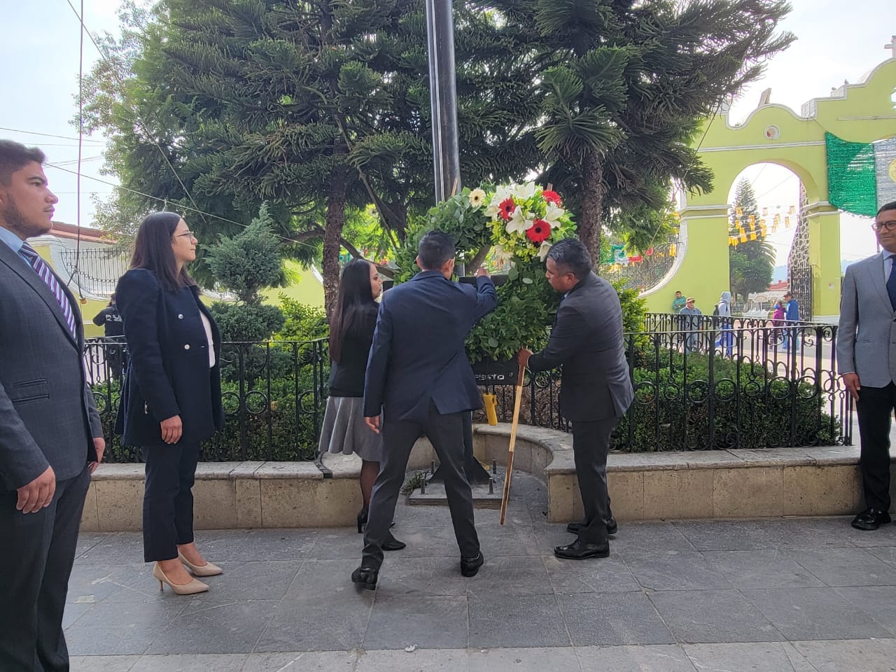 1694790759 93 AniversarioIndependencia En este dia historico izamos nuestra bandera con