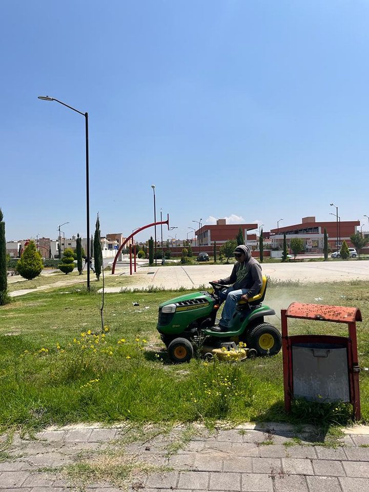 1694803690 696 Nuestros companeros de la direccion de servicios publicos estan dando