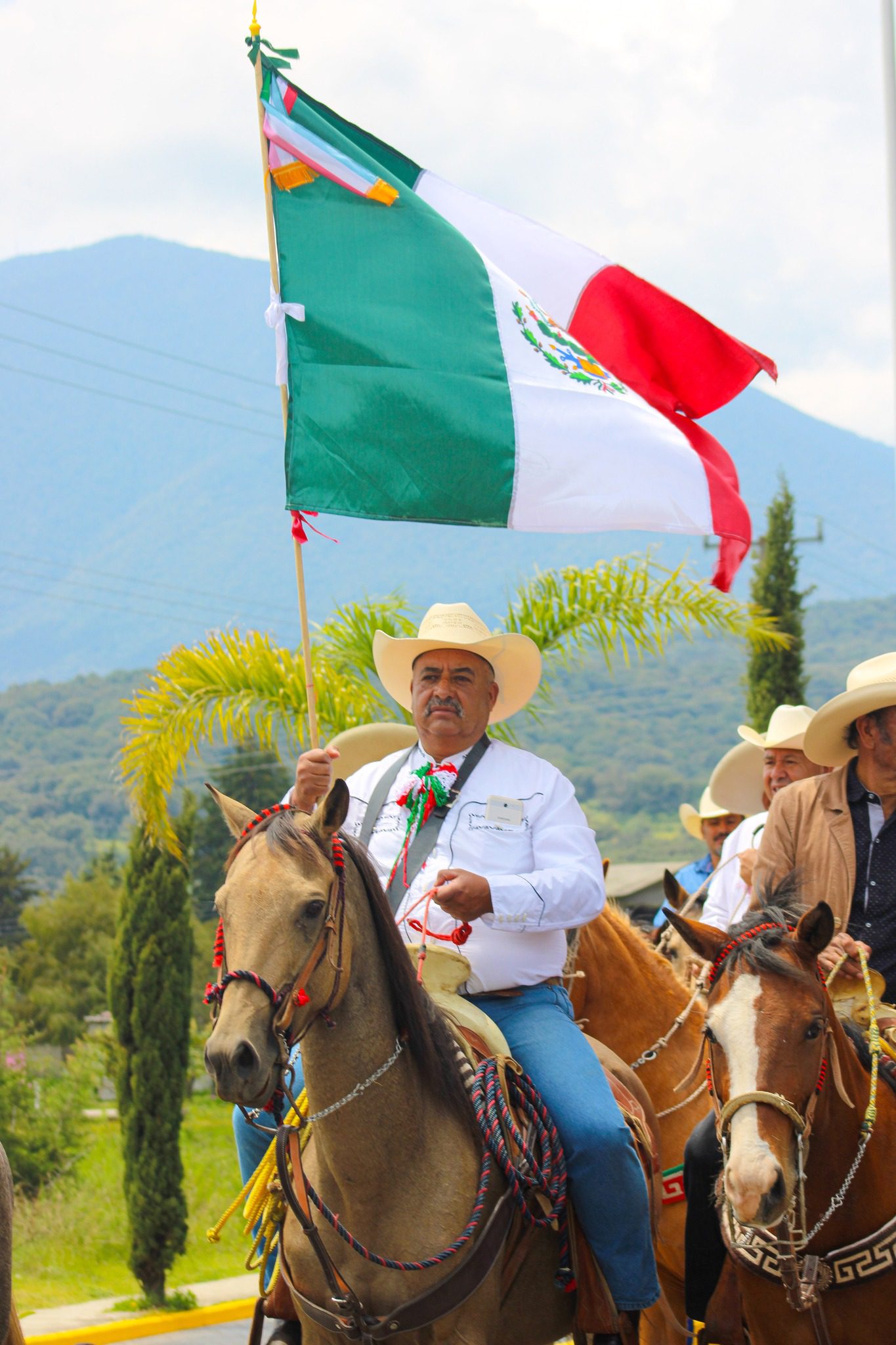 1694819564 413 Gracias al Grupo de Cabalgadores de Morelos por mantener y