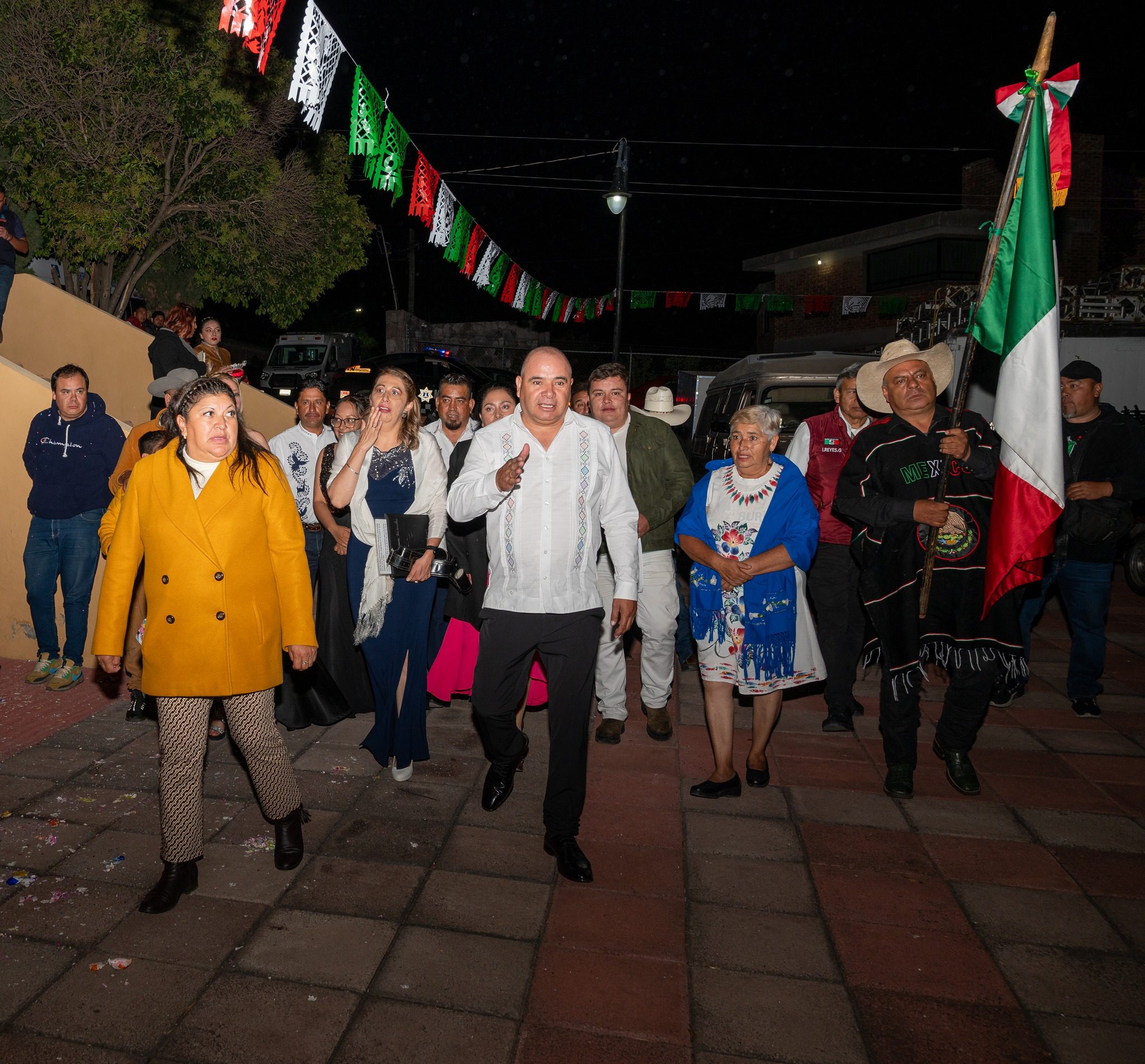 1694876627 656 ¡Viva Mexico En la noche del 15 de septiembre de