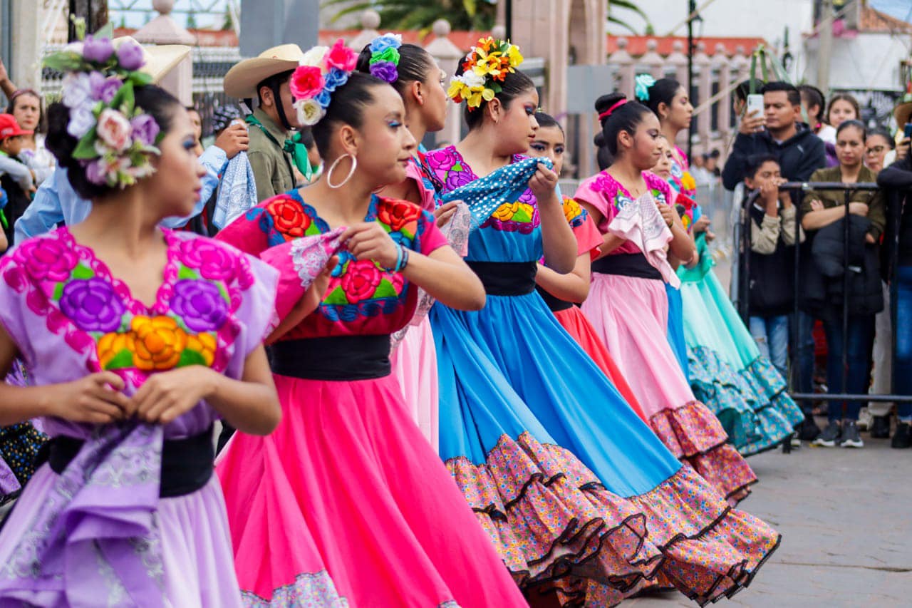 1694881190 828 Inician las actividades artisticas para celebrar nuestras fiestas patrias Ven