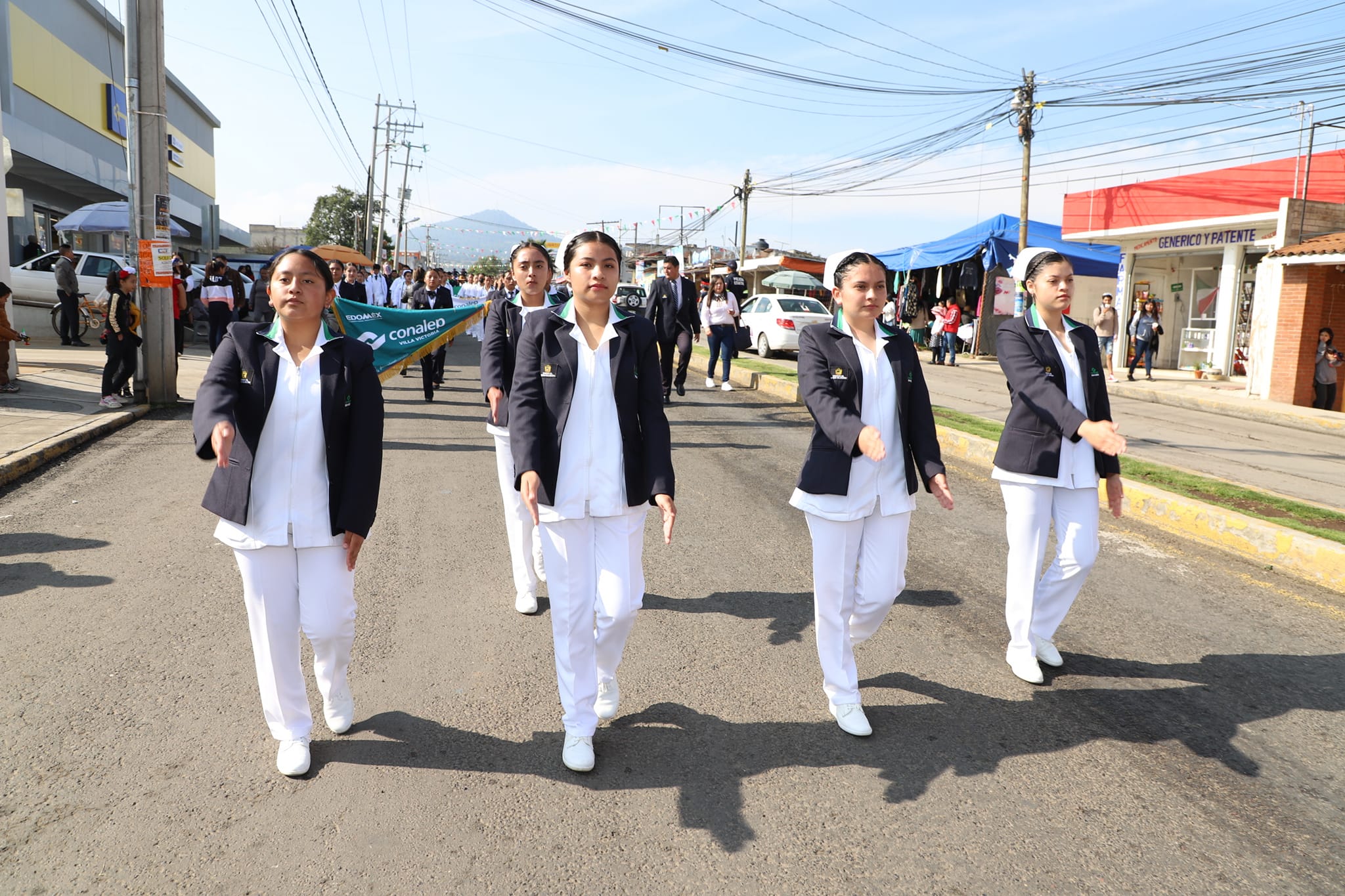 1694882478 545 Con sentido de pertenencia e identidad mexicana este 16 de