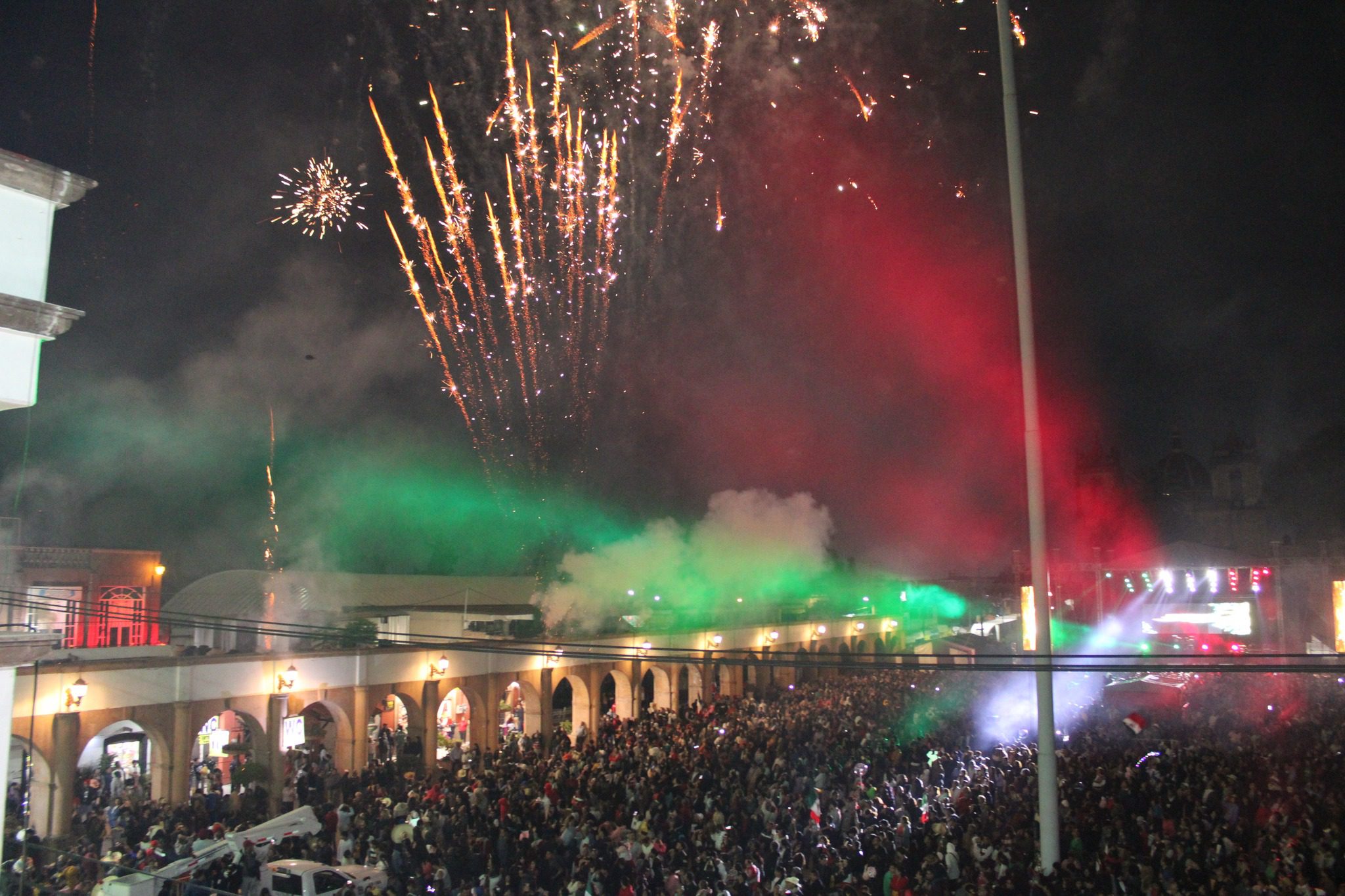 1694882661 471 ¡¡En la Plaza Civica Miguel Hidalgo celebramos con mucho entusiasmo