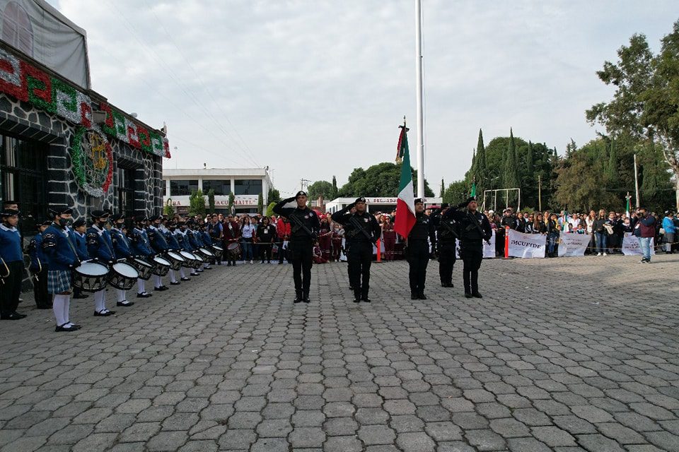 1694892511 730 Asi se vivio el desfile por la Conmemoracion del CCXIII