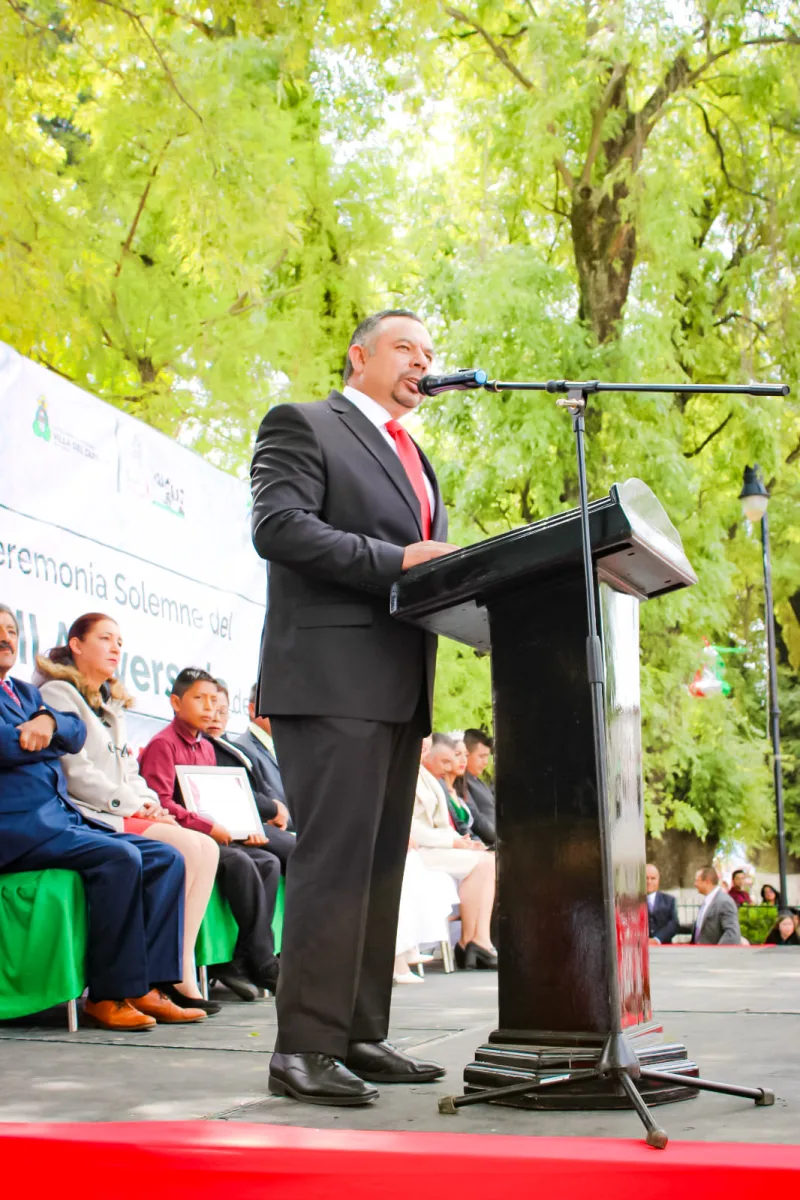 1694900097 Hoy el alcalde Andri Correa Rodriguez acompanado de la sindico